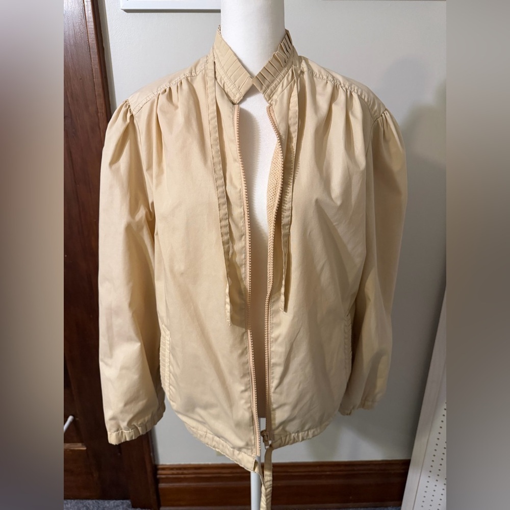 Vintage Women's Light Pink Bomber Jacket